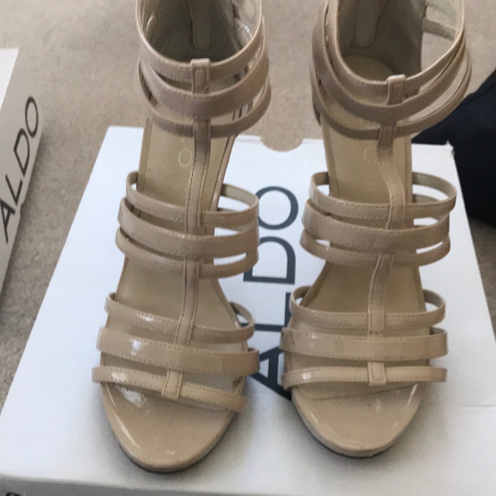 Aldo nude heels